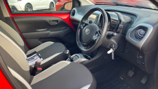 Toyota Aygo 1.0 VVT-i X-Play 5dr x-shift Petrol Hatchback